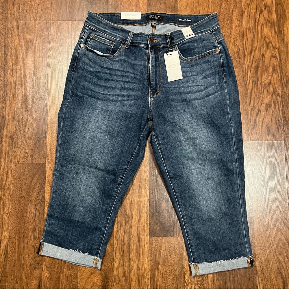 Judy Blue skinny capris 14W